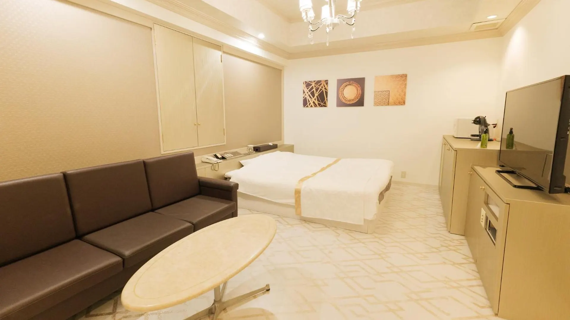 Fun3 -Adult Only- Hotel Yokohama  2*, Yokohama (Kanagawa)