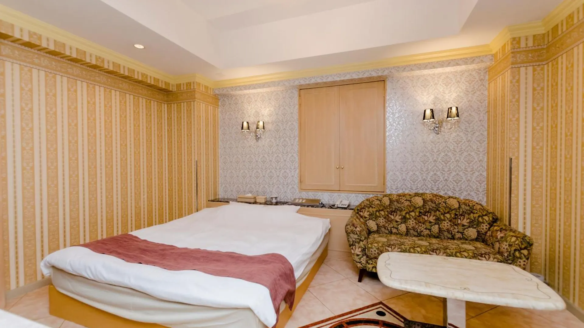 Fun3 -Adult Only- Hotel Yokohama