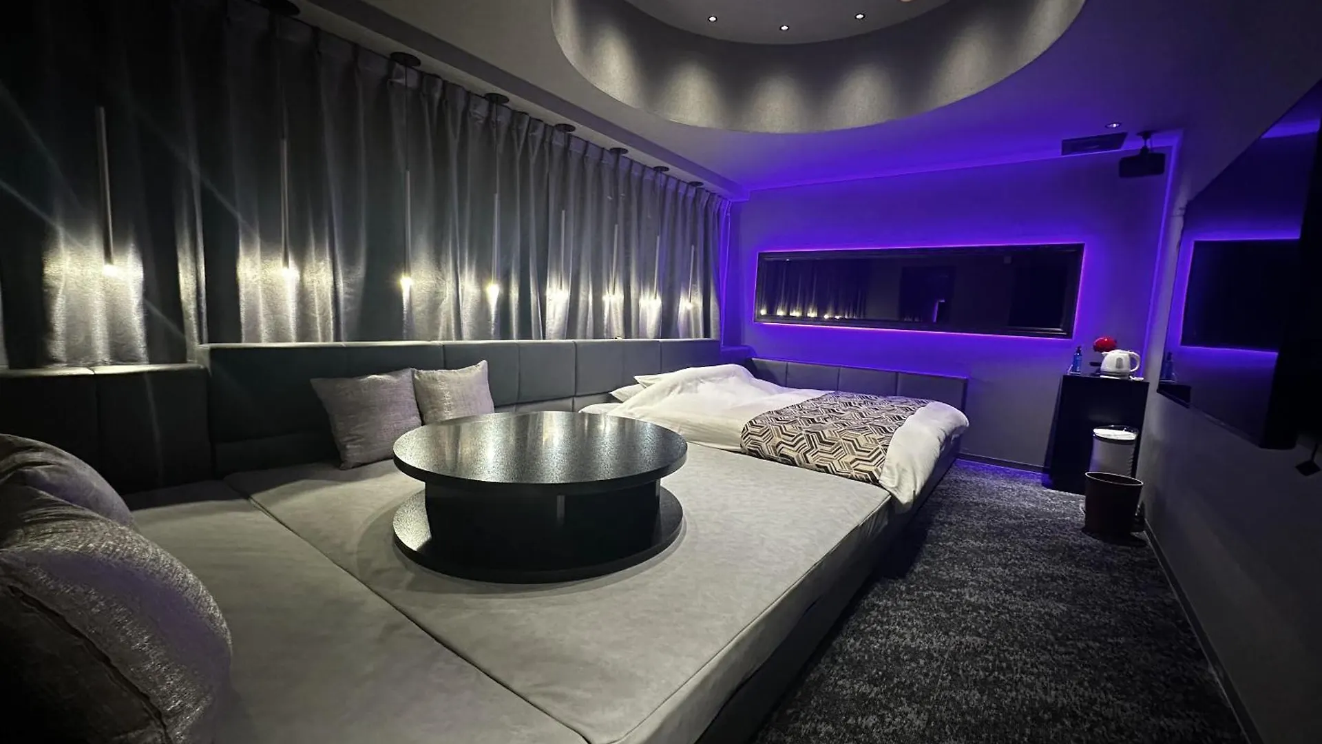 Fun3 -Adult Only- Hotel Yokohama